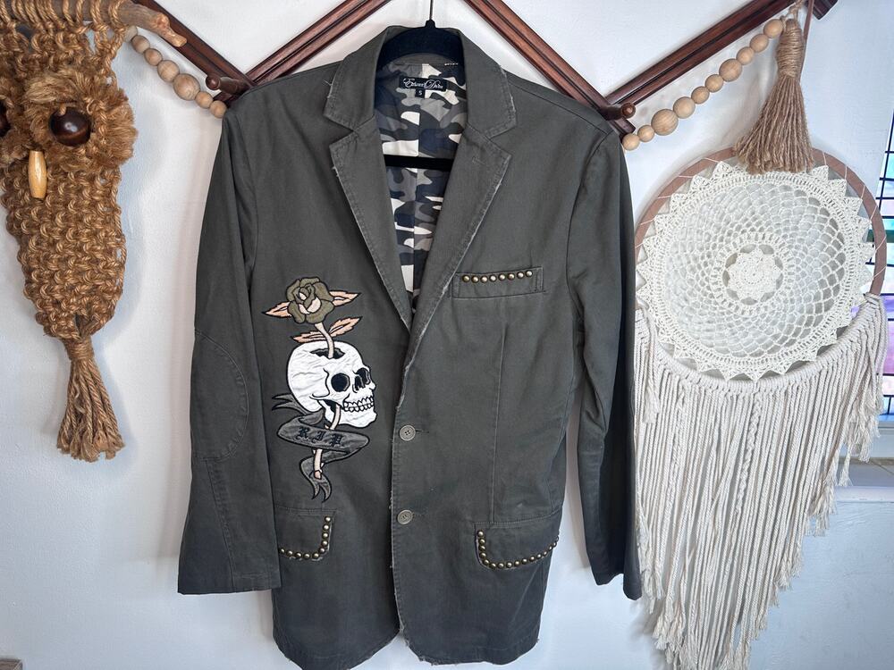Edward Dada Distressed Billet Skull Blazer